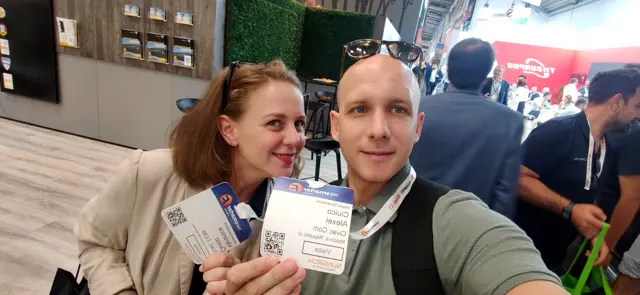 Echipa în hala expoziției